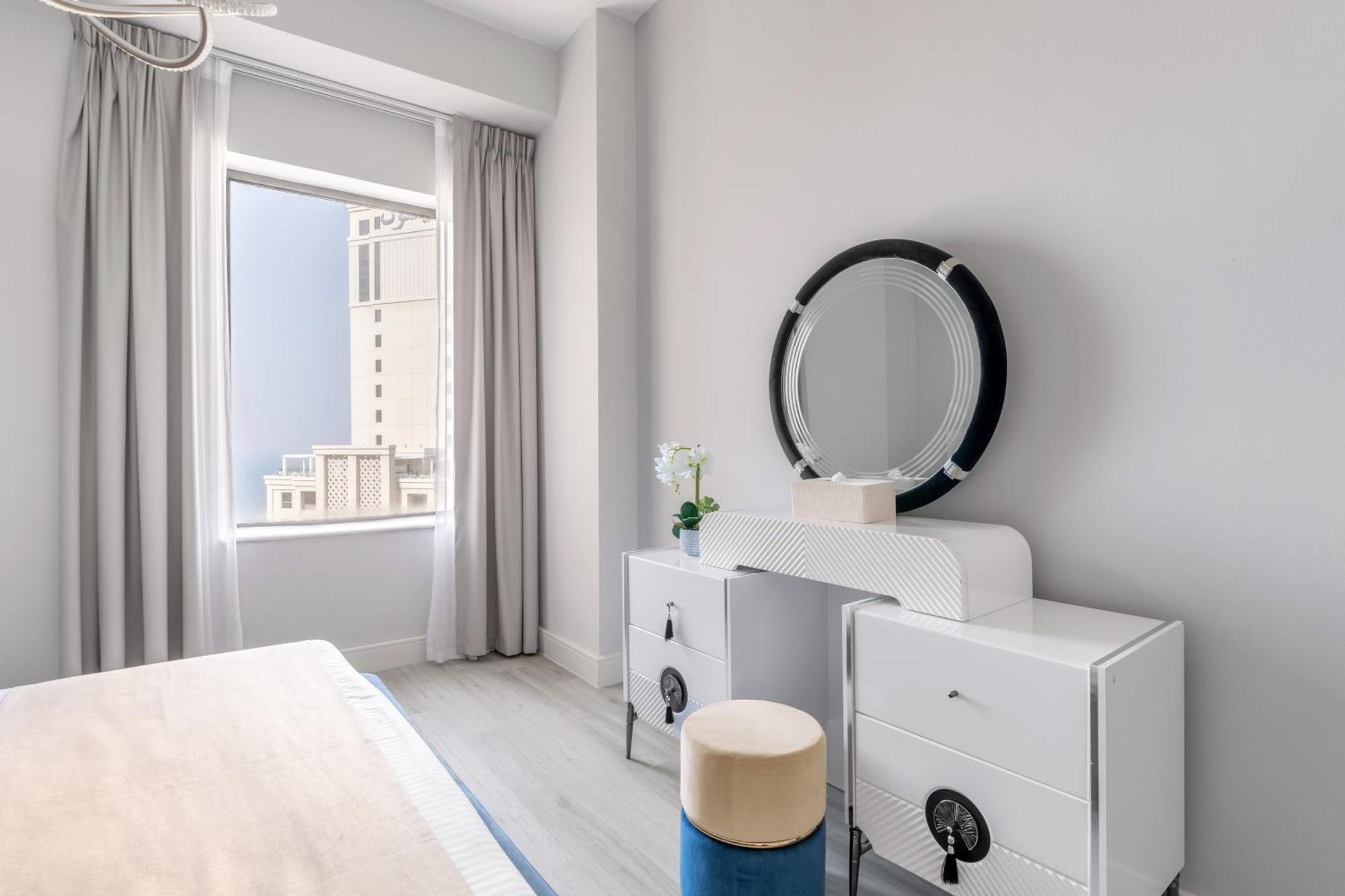 Luxury Jbr - Full Sea View - Free 5* Access Apartment *